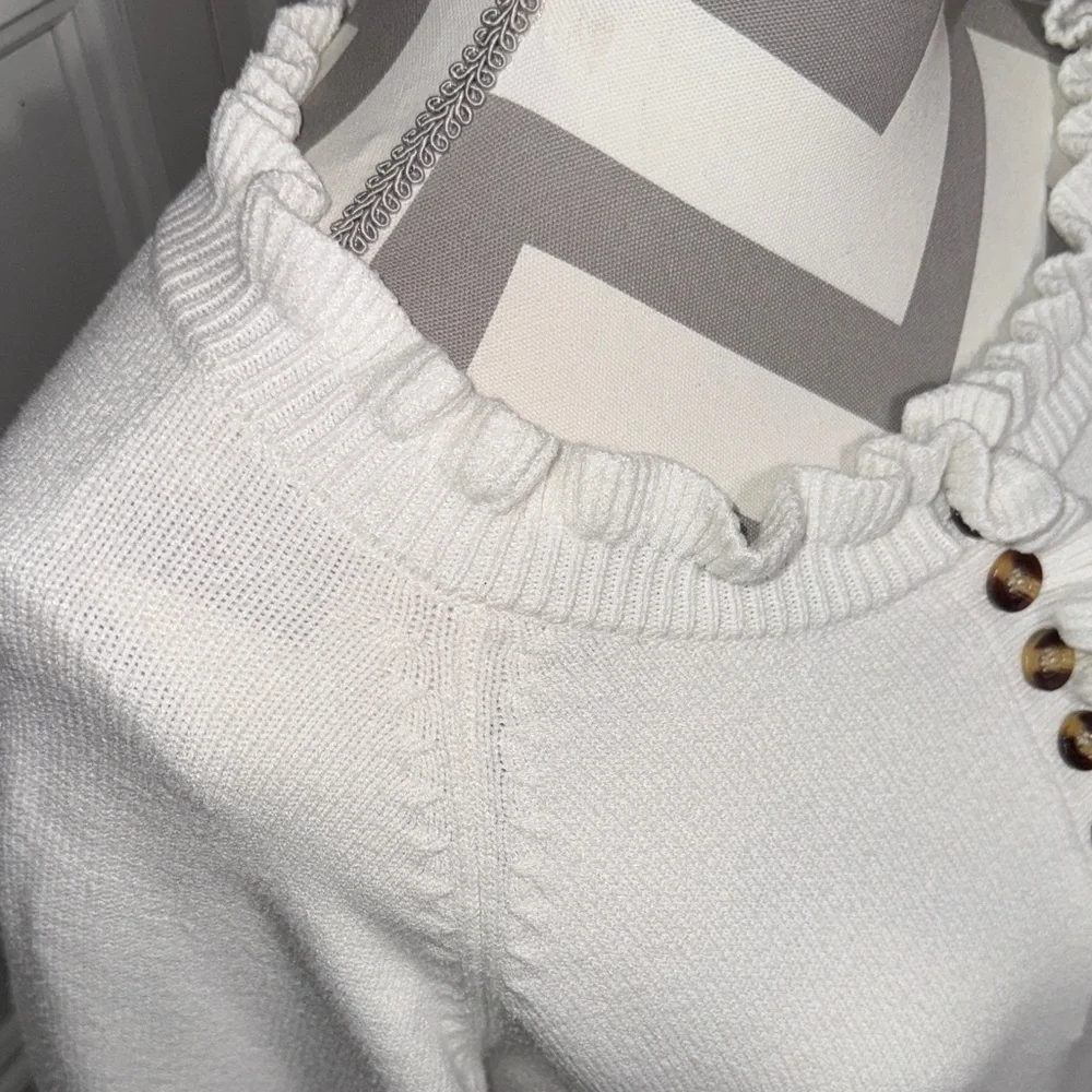 BTFBM Women's White Ruffled Sweater with Brown Buttons Size Small - Picture 6 of 12